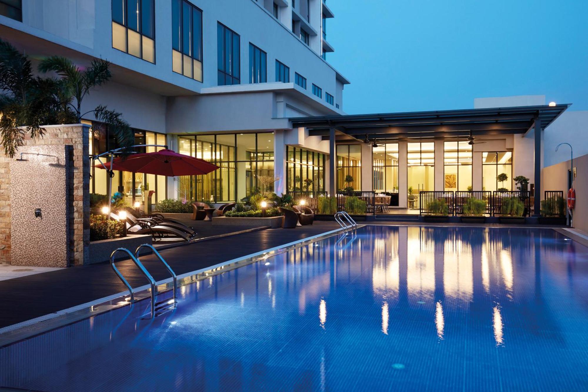 Hilton Garden Inn Puchong Exterior foto